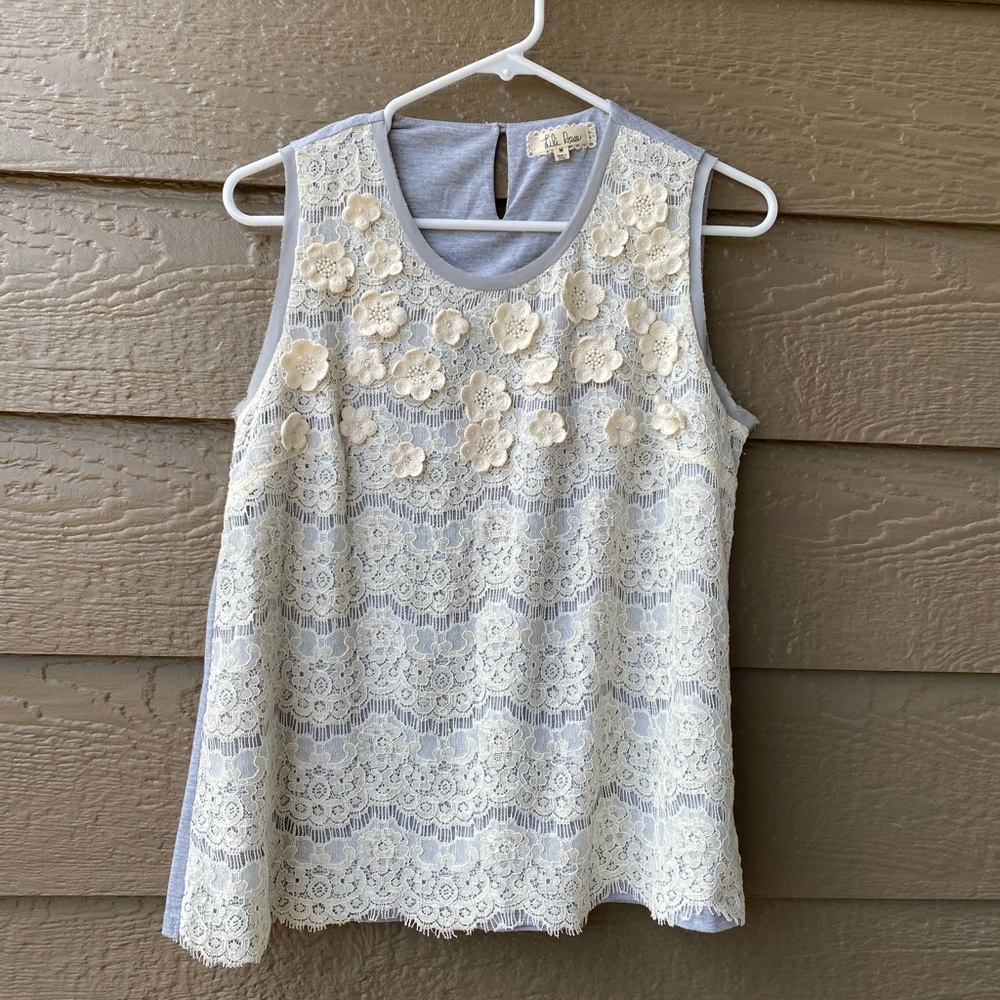 Lili Rose sleeveless top with flowers M
